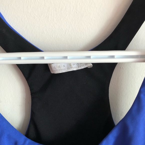 REVERSIBLE BLUE/BLACK sports bra - Picture 2 of 9